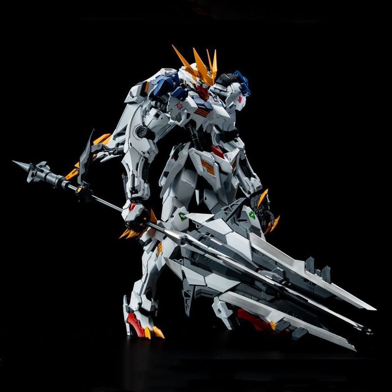 【EM ESTOQUE】LUNAVOR MG 1/100 W - Model Kit Eighty Six avaliação e preço