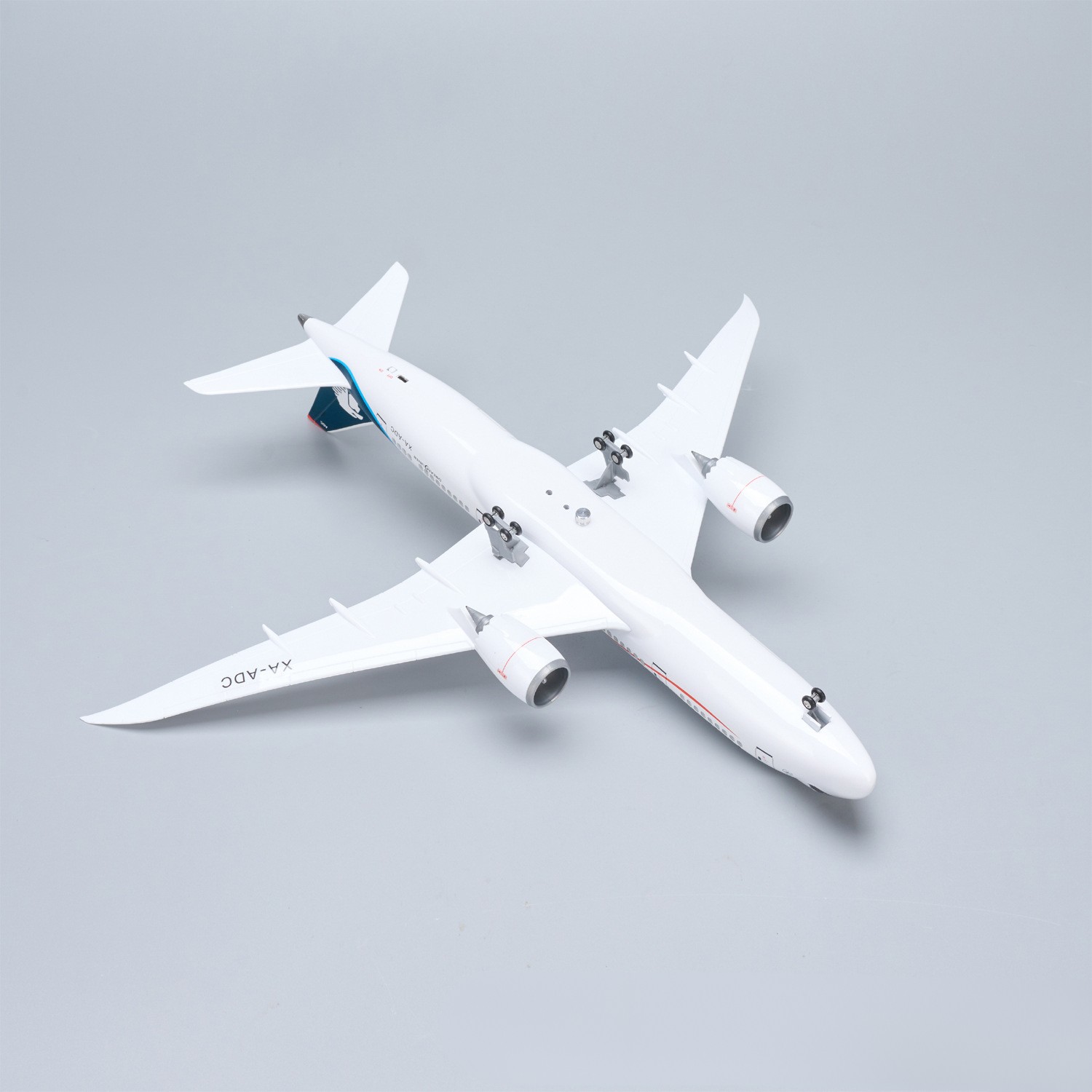 Modelo de Avião AeroMexico B78 - Model Kit Planes avaliação e preço