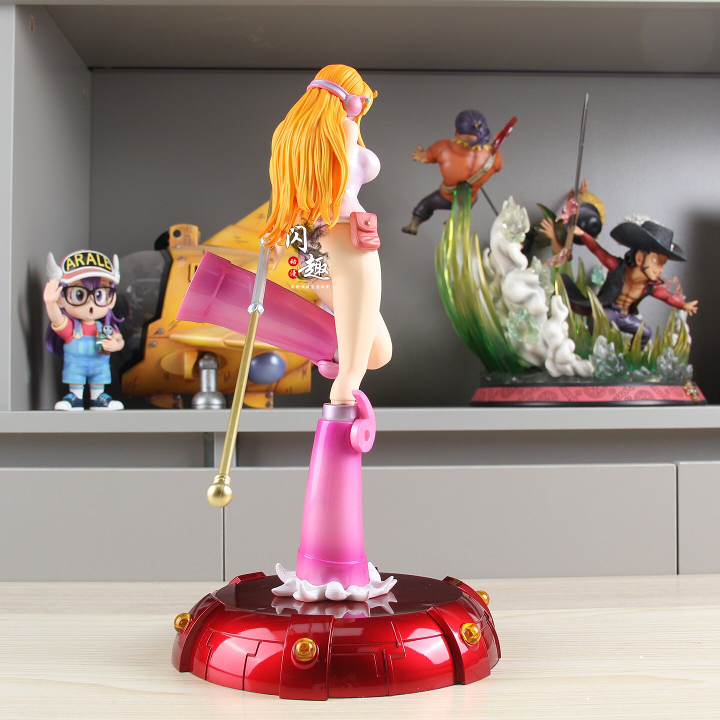Estátua de Grupo Pirata com Ch - Model Kit Tristan avaliação e preço